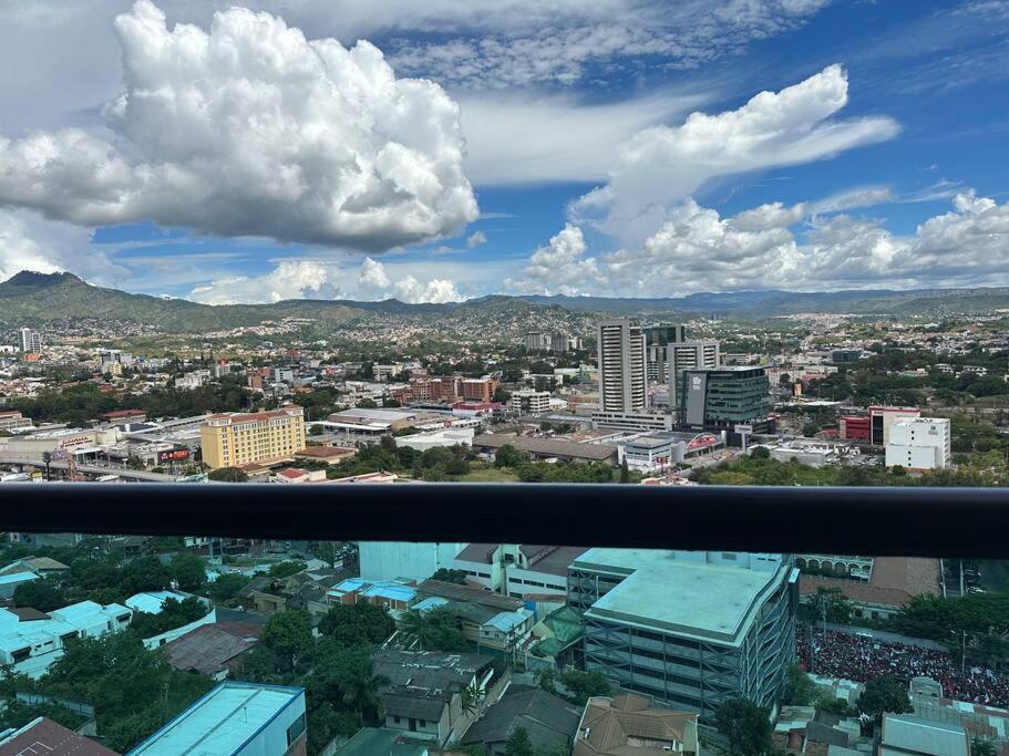 Luxury 2Br Apartment In Astria 605 テグシガルパ エクステリア 写真